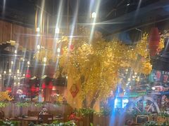 -老滇山寨•云南特色菜•地方菜•民族风情歌舞表演(金碧店)