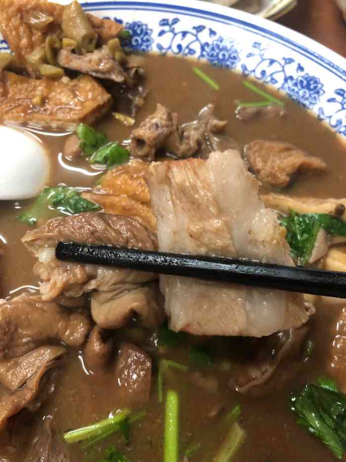 杨老黑卤煮-"位置在马连道附近 有时间就过去吃 味道很.