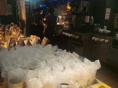 -麦当劳(宝山大厦店)