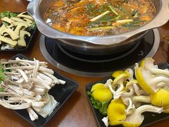 -大理.老字号渝记酸萝卜乌鱼(古城总店)