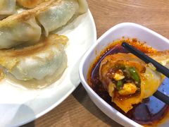 -三好食堂(煎饺·馄饨·肉饼米线·盛世广场店)