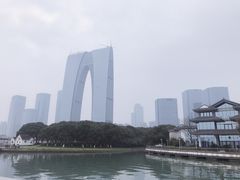 -苏州金鸡湖中茵皇冠假日酒店