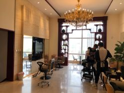 -Hello Lady发型设计