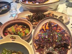 -八府香鸭·啫啫煲(华山路店)