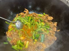 -鲁员外地锅鸡地锅鱼(古墩路店)