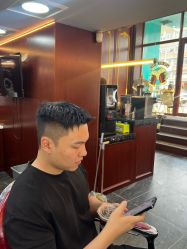 -绅仕門男士理发馆