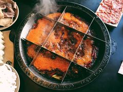 -疯狂的筷子老灶九宫格火锅