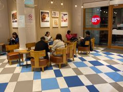 -85度C(生甜甜圈研究工坊·上海局门店)