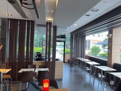 -麦当劳(常山服务区得来速店)