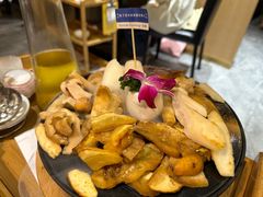-一朵菌·野生菌探索家火锅(南亚店)