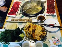 -南城十里潮汕鲜牛火锅·鲜虾生滚粥(融汇老商埠店)