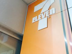 -711便利店(南海玫瑰园7084店)