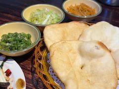 -蓝田九大碗民俗食府(蓝田店)