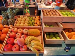 水果台-云厨·高空西餐厅(成都瑯珀·凯悦臻选酒店)