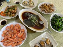 -鹏城人家海鲜酒家·23年老字号(较场尾店)