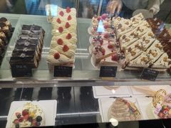 -Dough&Joe团憩(瑞虹天地月亮湾店)