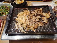 -金三顺韩式炭火烤肉店(中华路店)