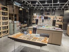 -棱石眼镜(CP静安店)