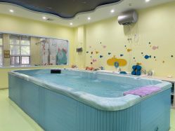-鱼乐贝贝婴幼儿水育馆(达文路店)