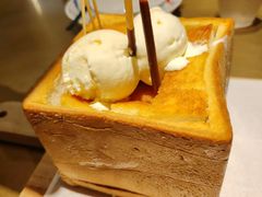 面包遇上冰激凌-新发现(复地活力城店)