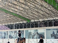 -名驭国际马术学院