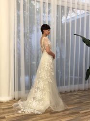 -LaMousse婚纱买手店