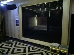 -音皇乐友汇量贩式KTV