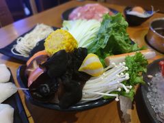 -呷哺呷哺(万达新世界店)