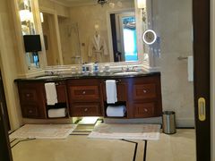 -广州富力丽思卡尔顿酒店