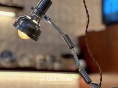 -Café Monson