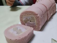 -顶东面包花园·生日蛋糕(世博店)