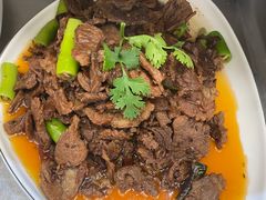 -巩本明鱼屋子