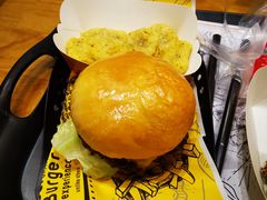 -UMAMI乌玛米披萨·汉堡·清真Halal(红岭北店)