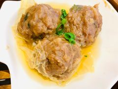 -万龙洲海鲜(大兴绿地缤纷城店)