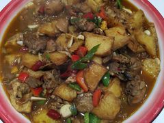 比脸大的大盘鸡-米兜兜米粉·新疆料理(川大店)