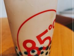 -85度C(生甜甜圈研究工坊·上海平凉店)