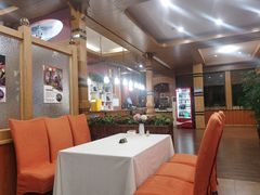 -伏尔加庄园米尼阿久尔餐厅