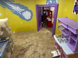 -欧酷世界动力星球(王府井奥莱UP TOWN店)