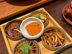 -银米·云南传统过桥米线(双廊黑金冠店)