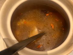 花旗参炖乌鸡汤-MD日越生辉铁板烧(海运堤店)