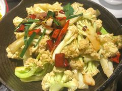 -万重锦·人文川菜馆(骡马市店)