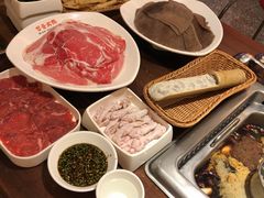 -巴邑火锅·夜宵(港隆广场店)