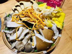 -黔诚多彩火锅(甲秀楼店)