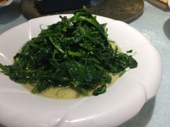 -鑫巴蜀小镇 · 水煮鱼专研店(玉桥店)