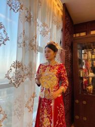 -洋洋婚纱品牌集合店