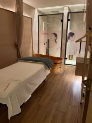 -苑苑vbeauty科技美容SPA