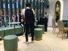 大堂-奈雪的茶(亨特国际广场店)