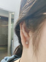 -AI艾耳·专业手工耳洞·穿孔美学馆