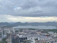 -Hi City·城市之巅