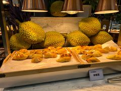 -川骄海鲜自助(王府井奥莱UP TOWN店原世界之花店)